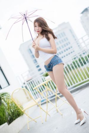 18岁性感女王的性丑闻_午夜激情